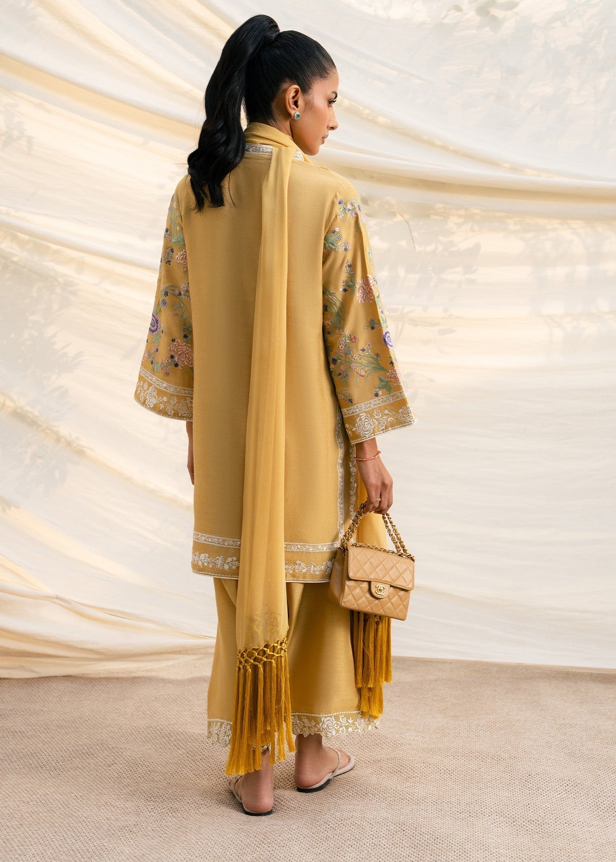 Mahgul | Ambi Bagh Silk Edit | Zarnish