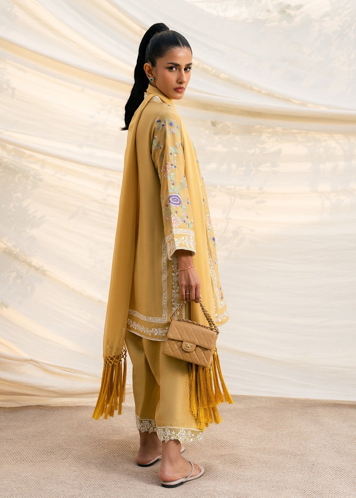 Mahgul | Ambi Bagh Silk Edit | Zarnish