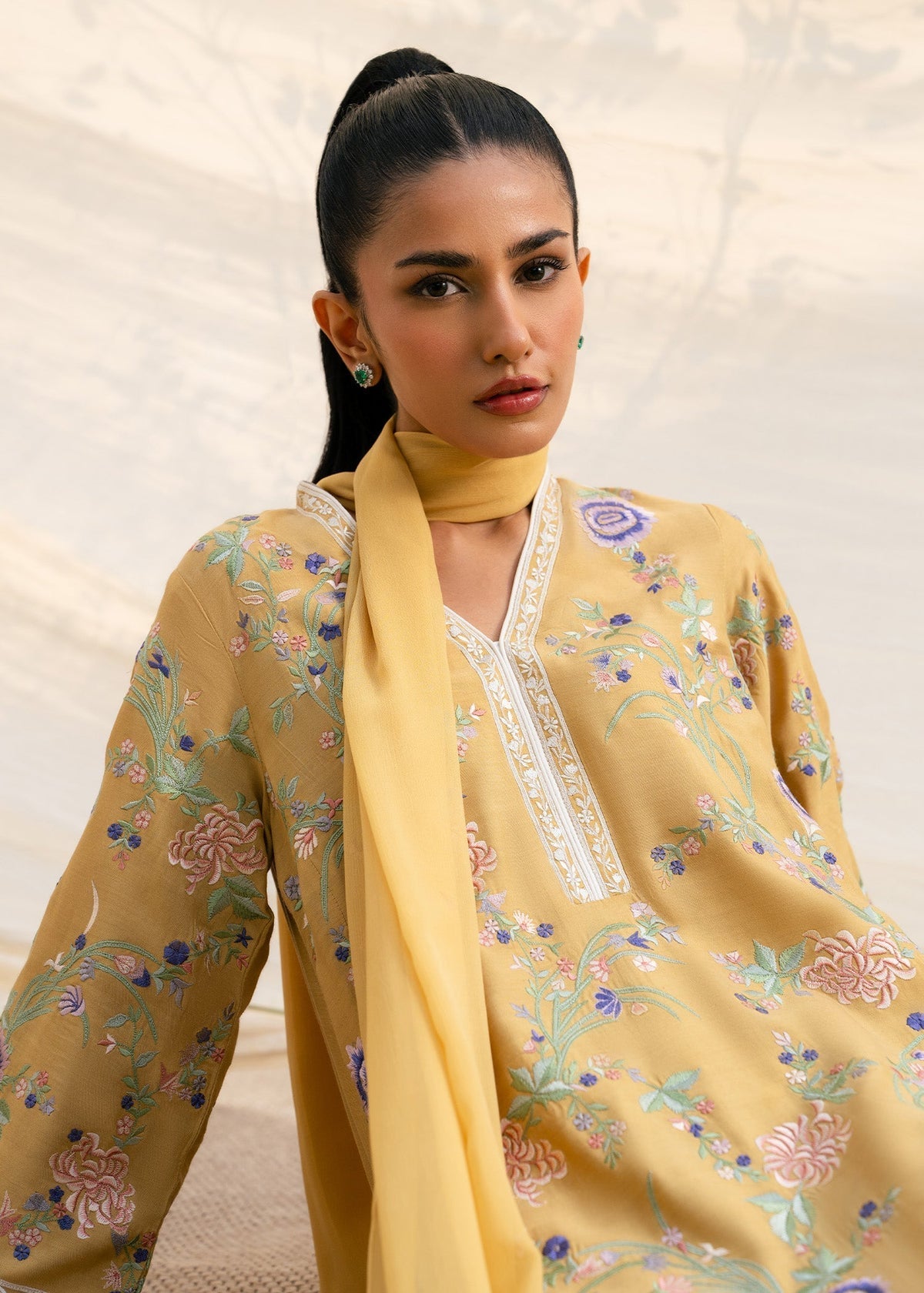 Mahgul | Ambi Bagh Silk Edit | Zarnish