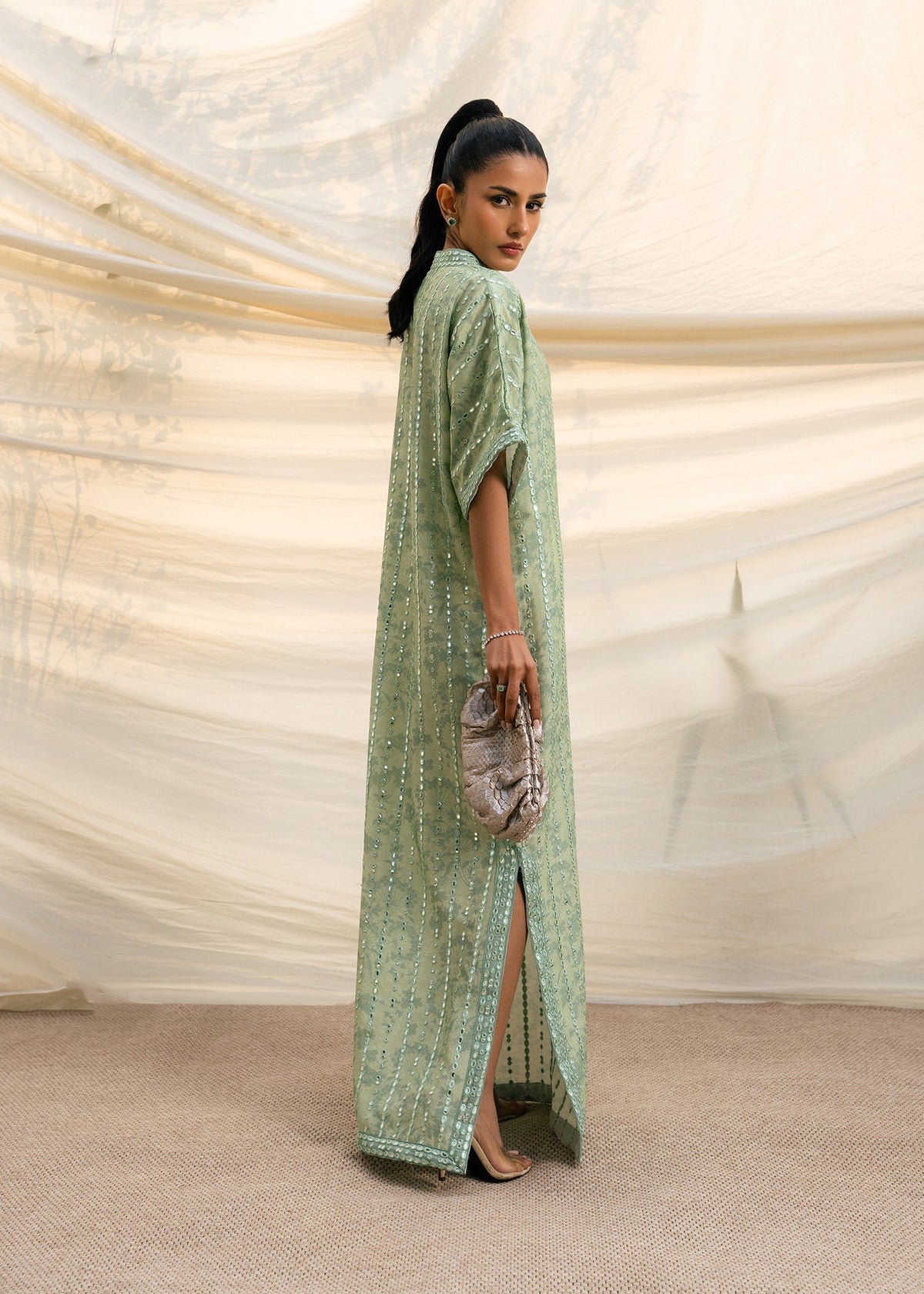 Mahgul | Ambi Bagh Silk Edit | Nayab