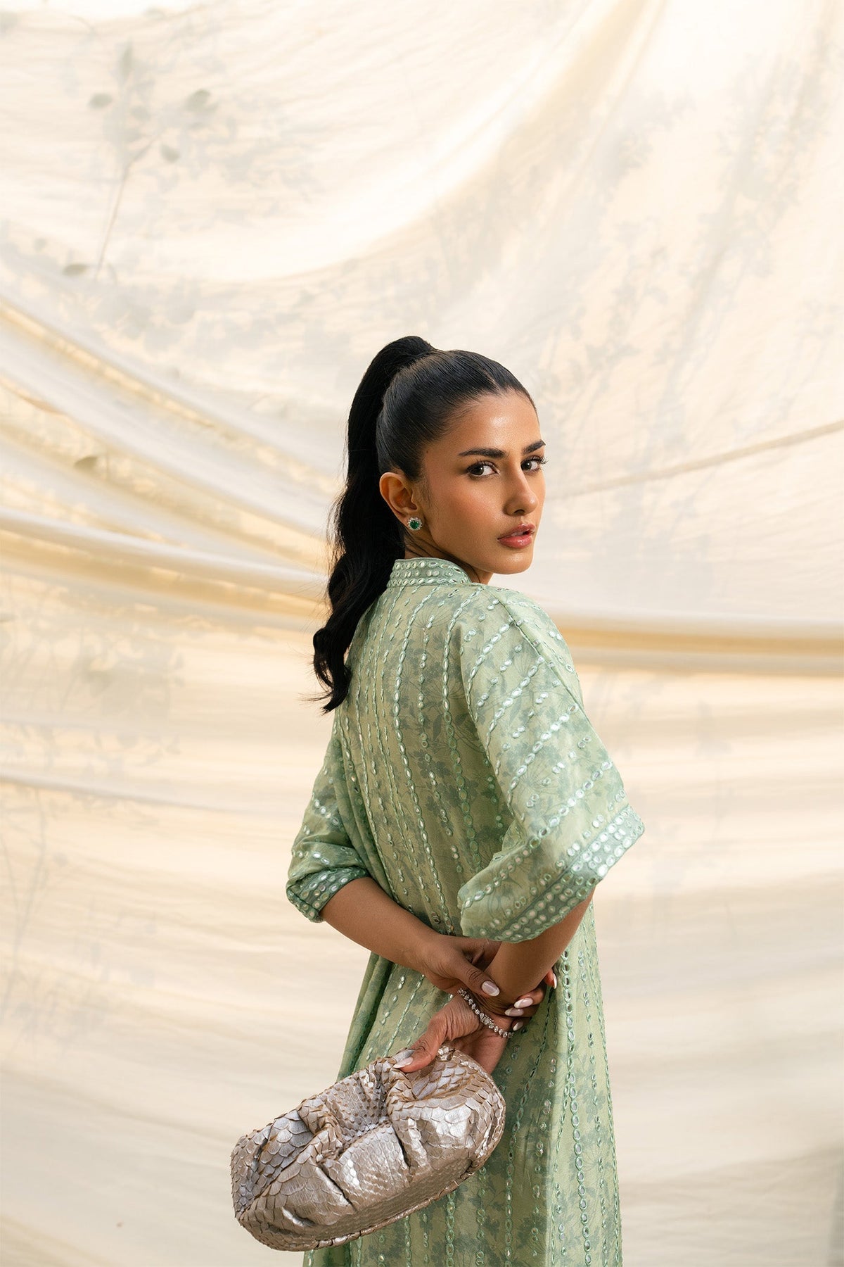 Mahgul | Ambi Bagh Silk Edit | Nayab