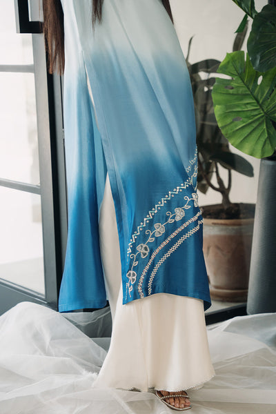 Amna Arshad | Laleh Festive | Rayna