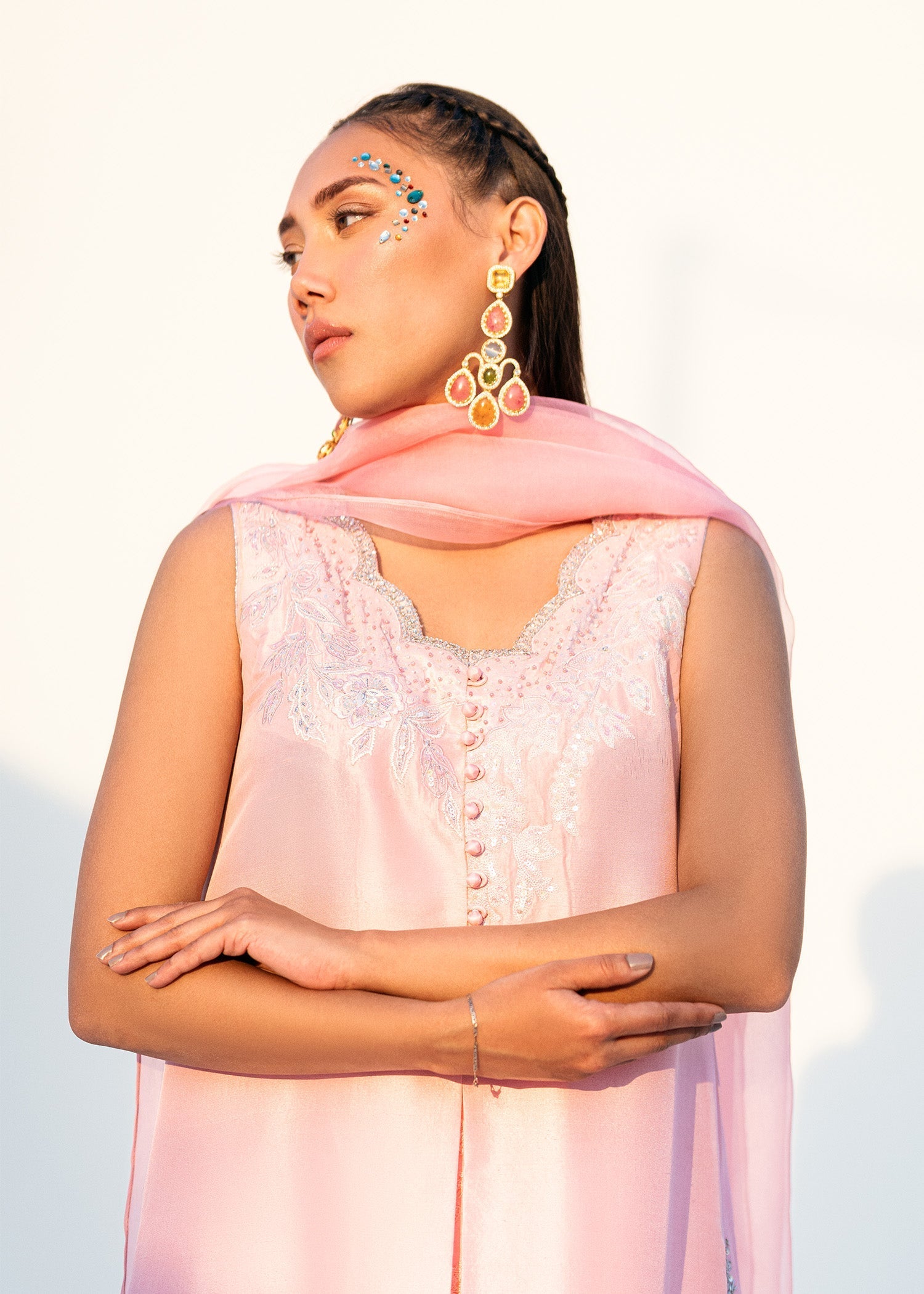 Umsha | Confetti 25 | SEQUINED BREEZE