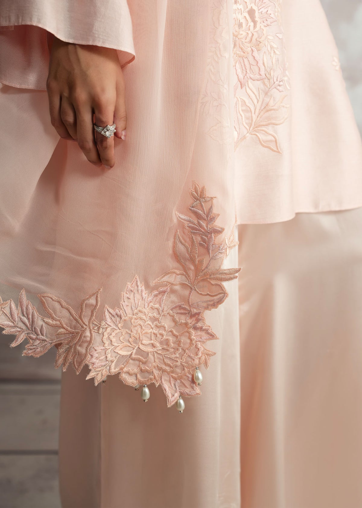 Mahgul | Narine Luxe | Gul
