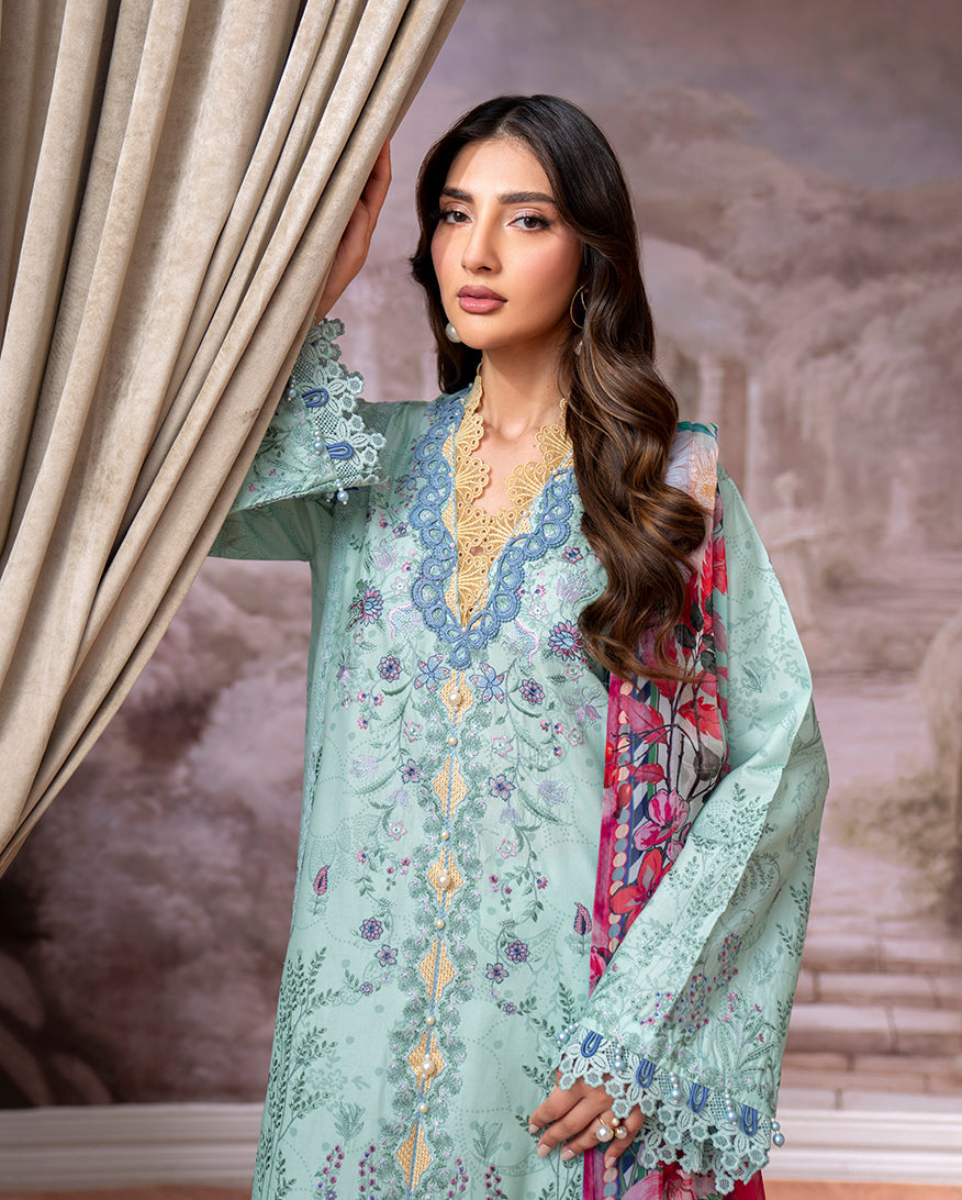 Roheenaz | Aezel Embroidered Cambric | Avira