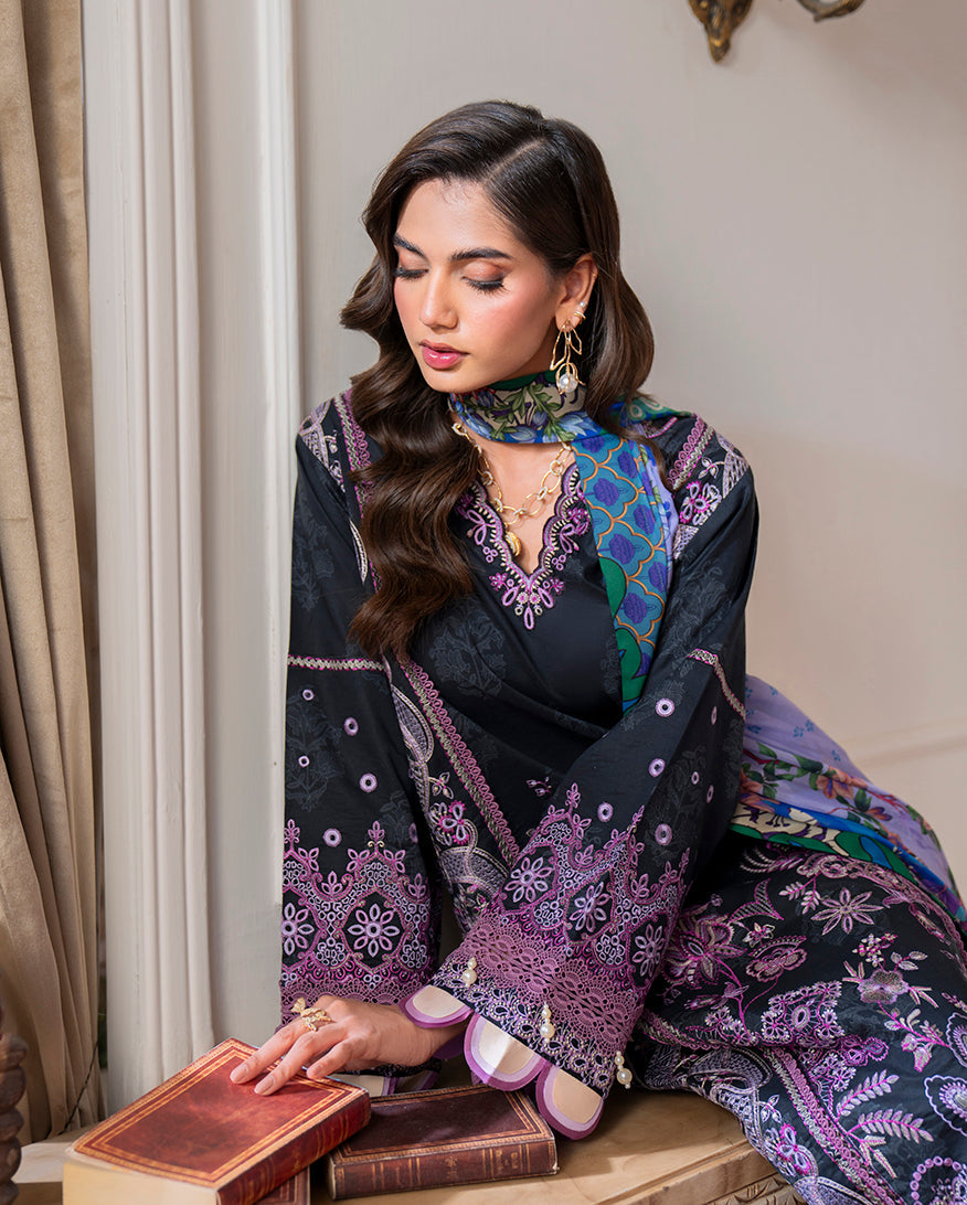 Roheenaz | Aezel Embroidered Cambric | Emera