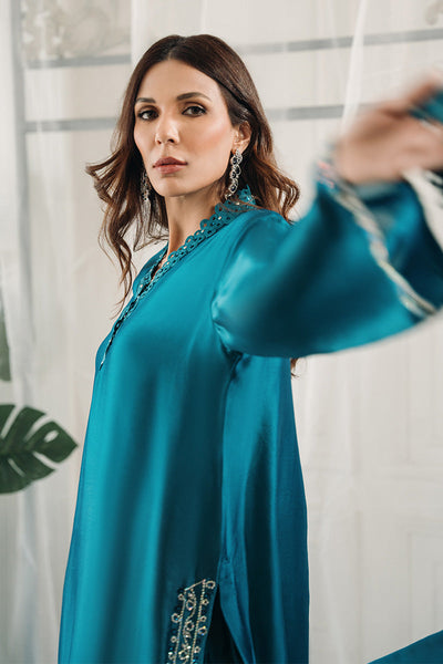 Amna Arshad | Laleh Festive | Elishay