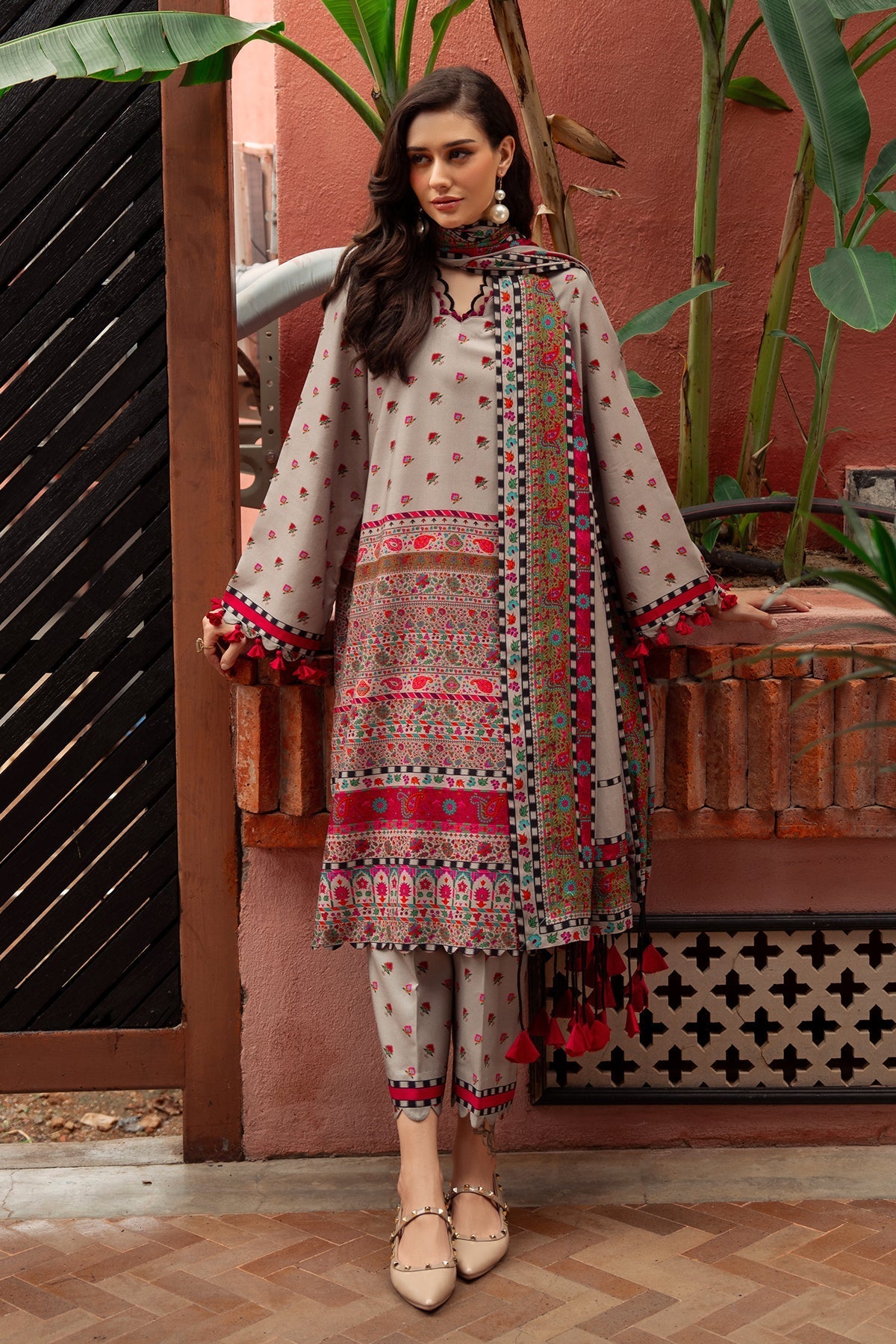 Charizma | C Prints Winter 25 | 3-PC Unstitched Printed Linen Collection CPW5-01
