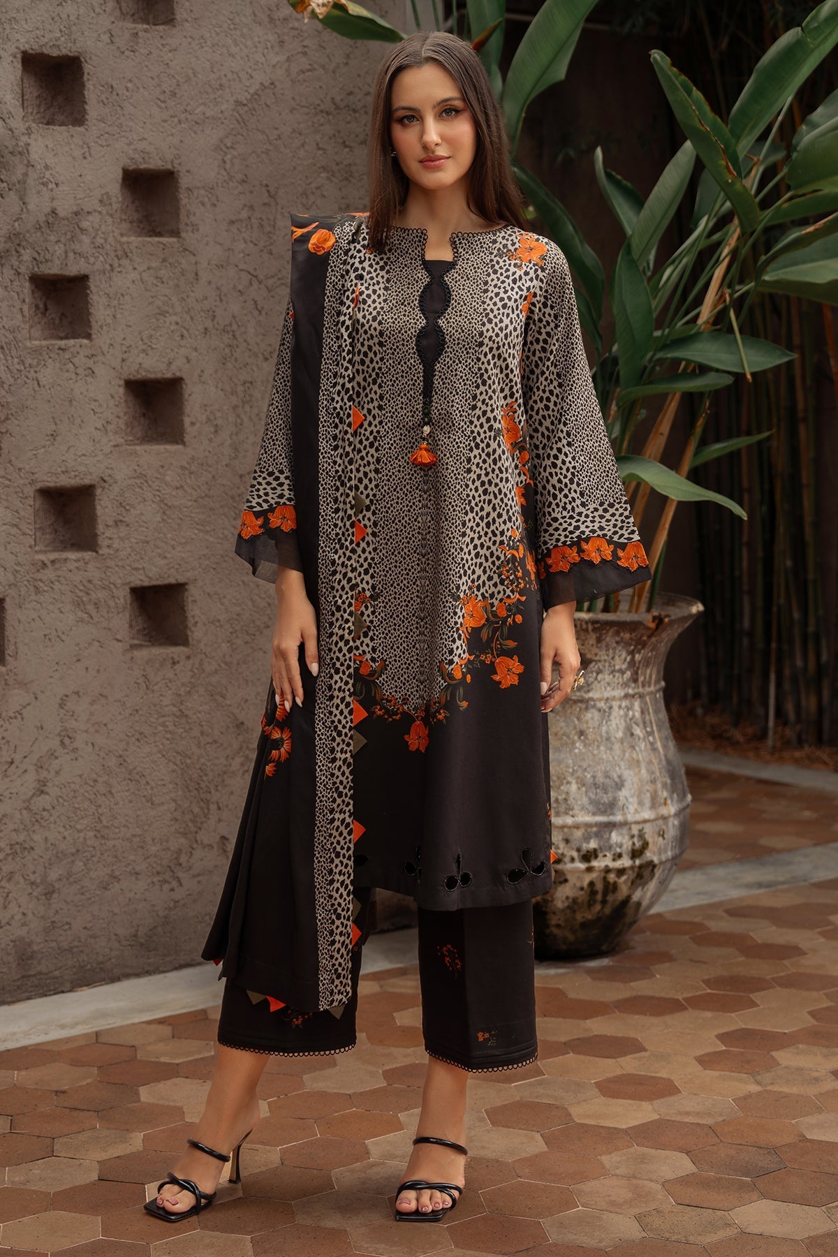 Charizma | C Prints Winter 25 | 3-PC Unstitched Printed Linen Collection CPW5-08