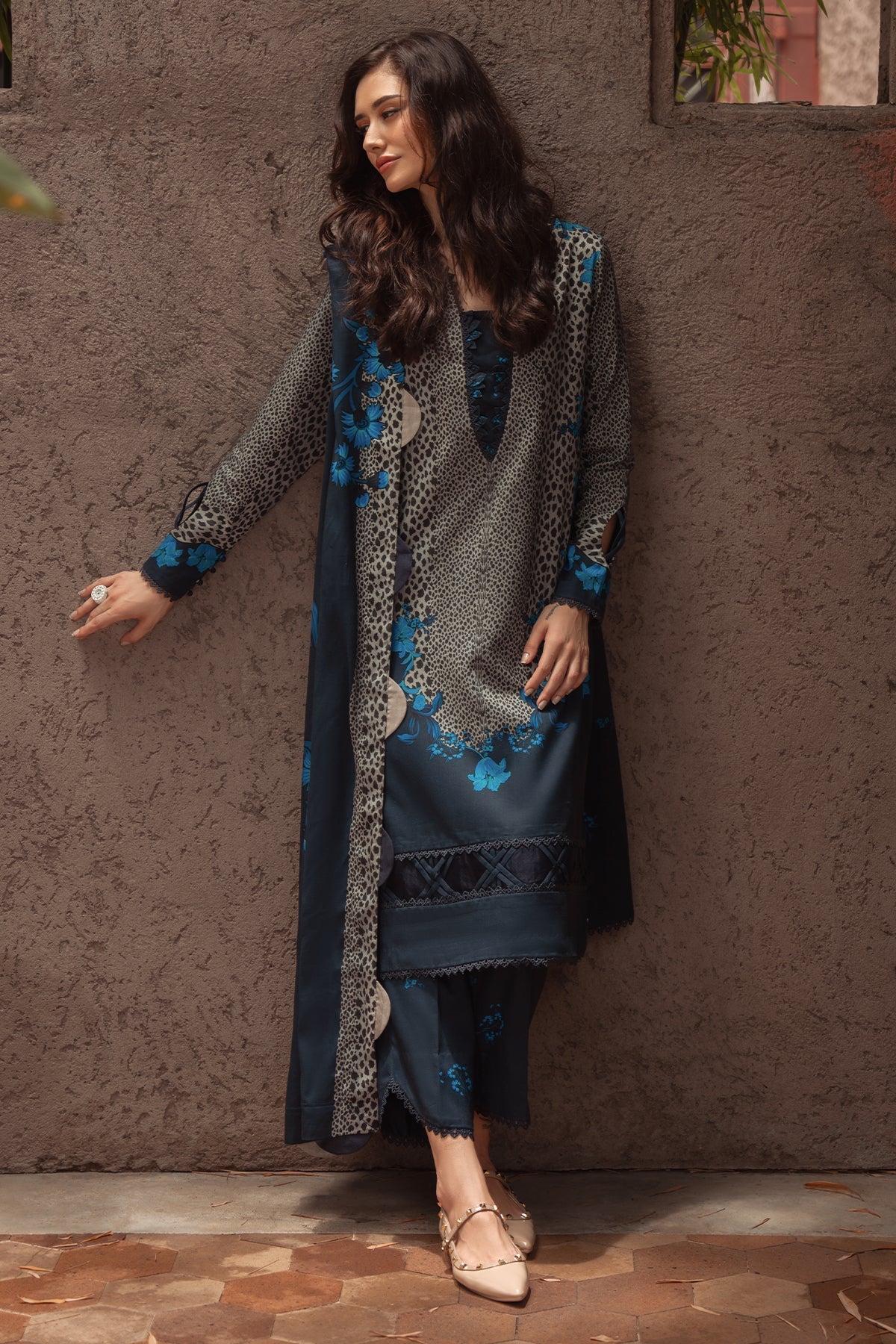 Charizma | C Prints Winter 25 | 3-PC Unstitched Printed Linen Collection CPW5-02