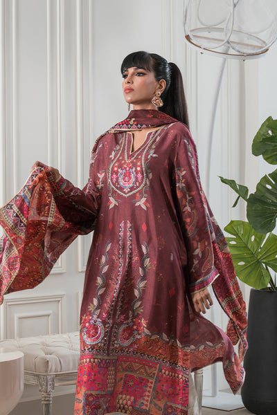 Amna Arshad | Laleh Festive | Mahin