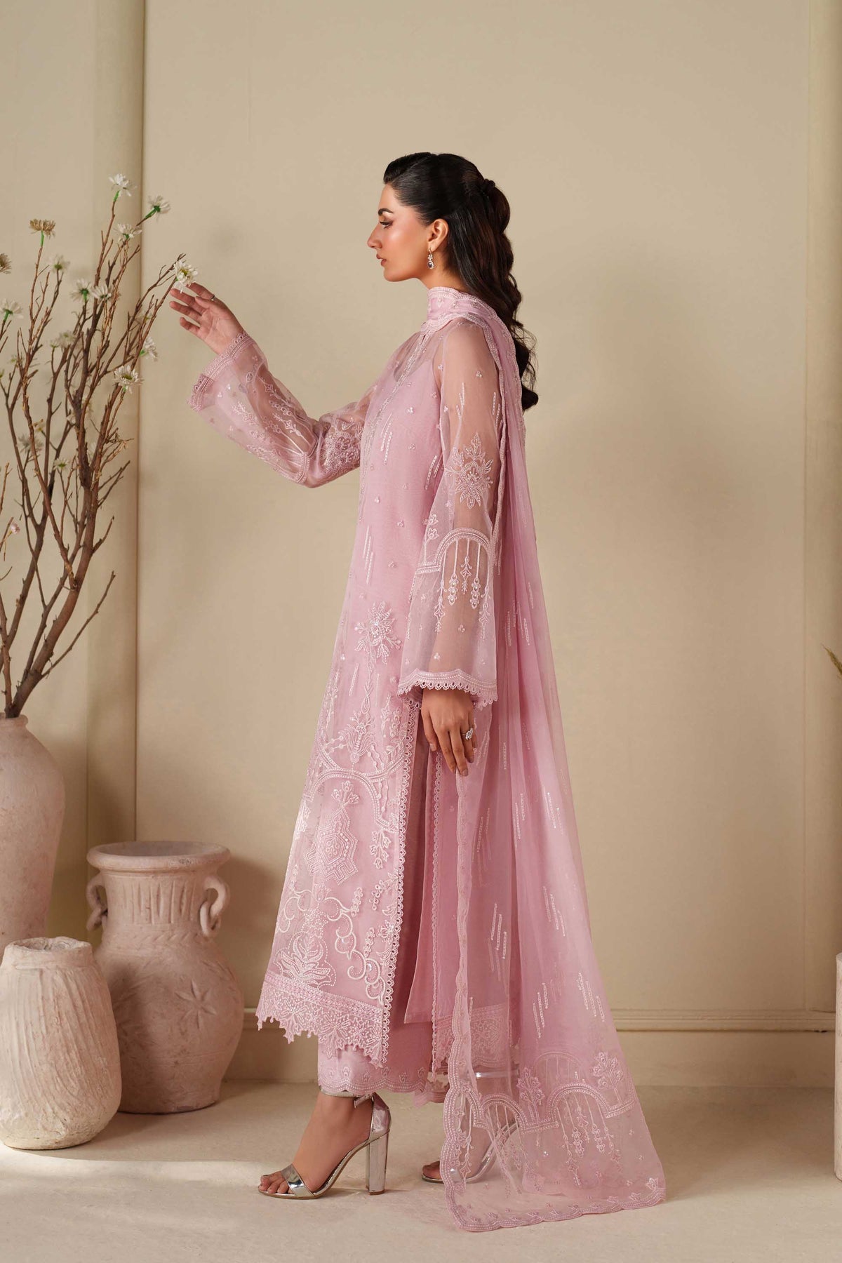 Akbar Aslam | Formal Pret | Velour