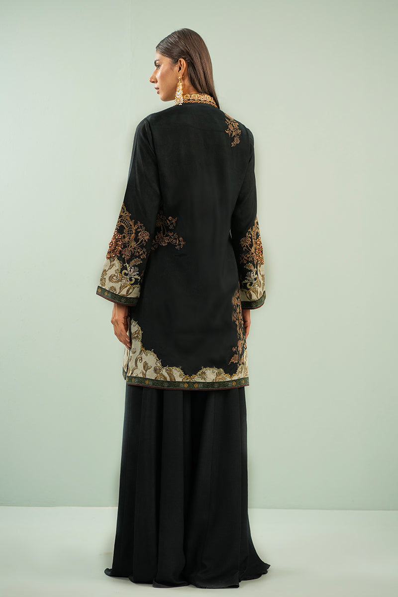 Shamaeel Ansari | Izel Pret | Deep Charcoal Chic