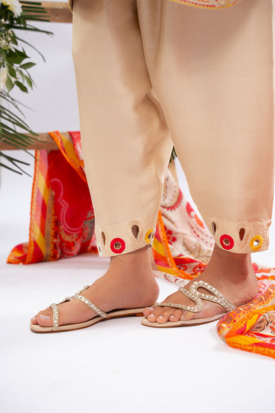 Amna Arshad | Zolu Collection 24 | Manali