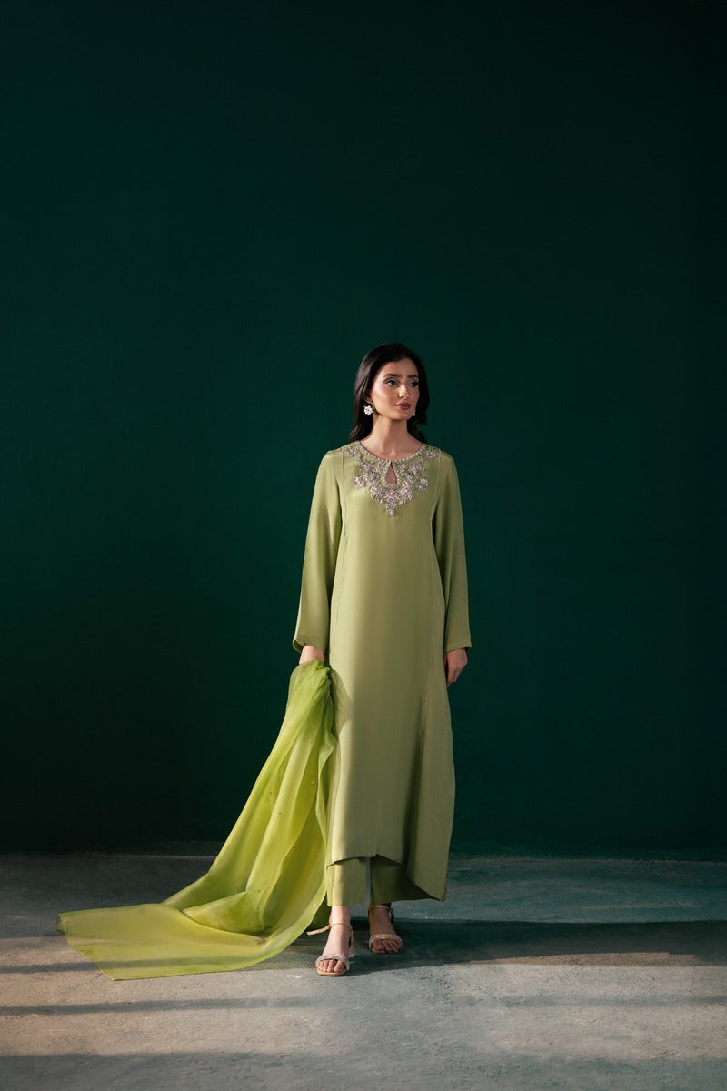 Malook | Dhanak Formals | Myra