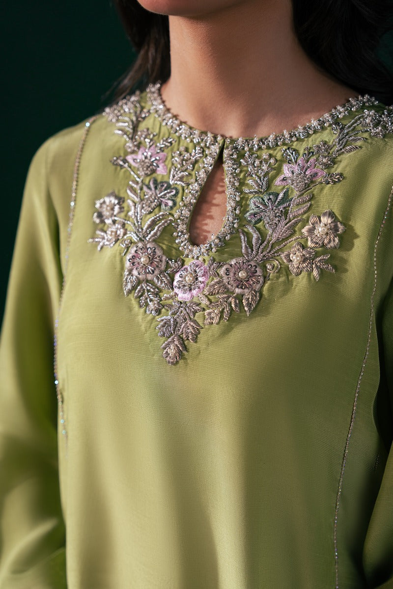 Malook | Dhanak Formals | Myra