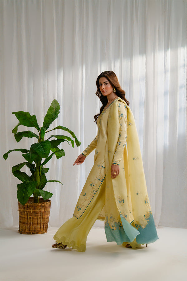 Nyra | Luxe Line Pret | Evara