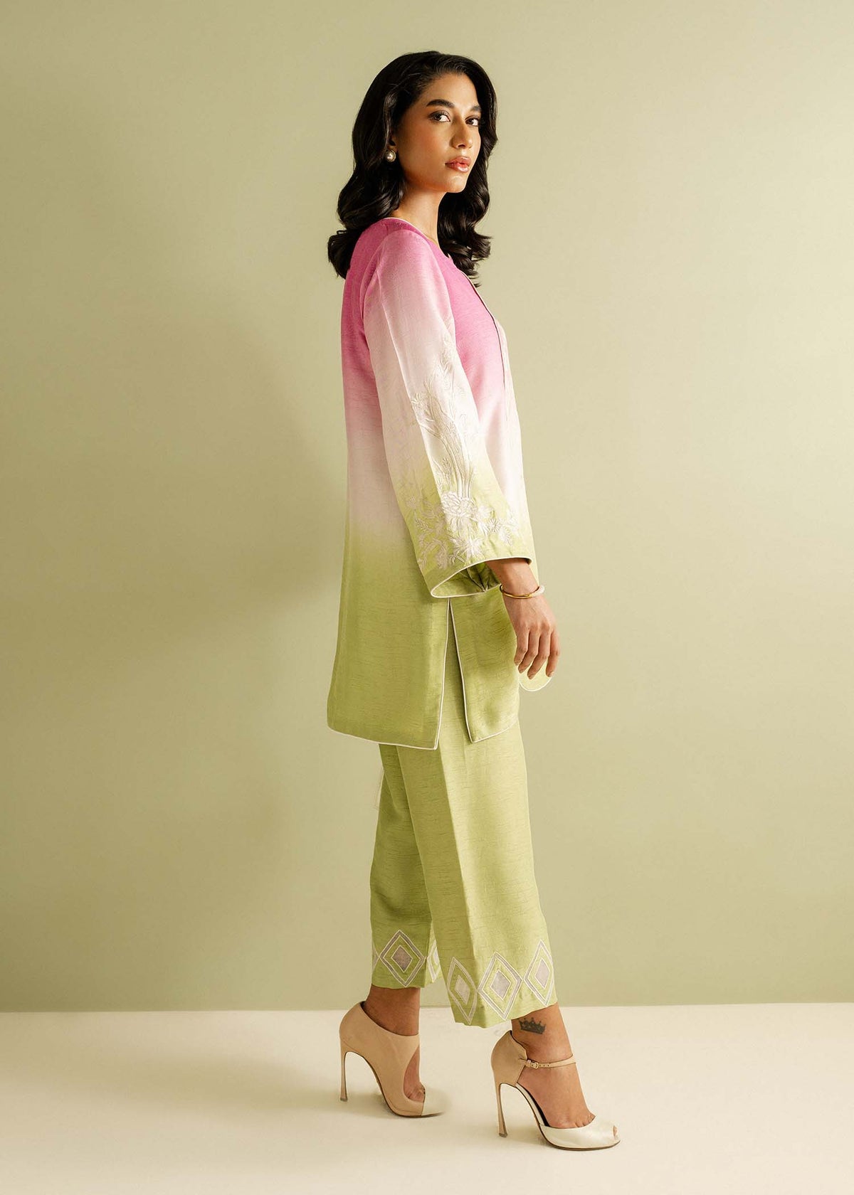 Mahgul | Ayanas Garden | OmbrÃ© Flower