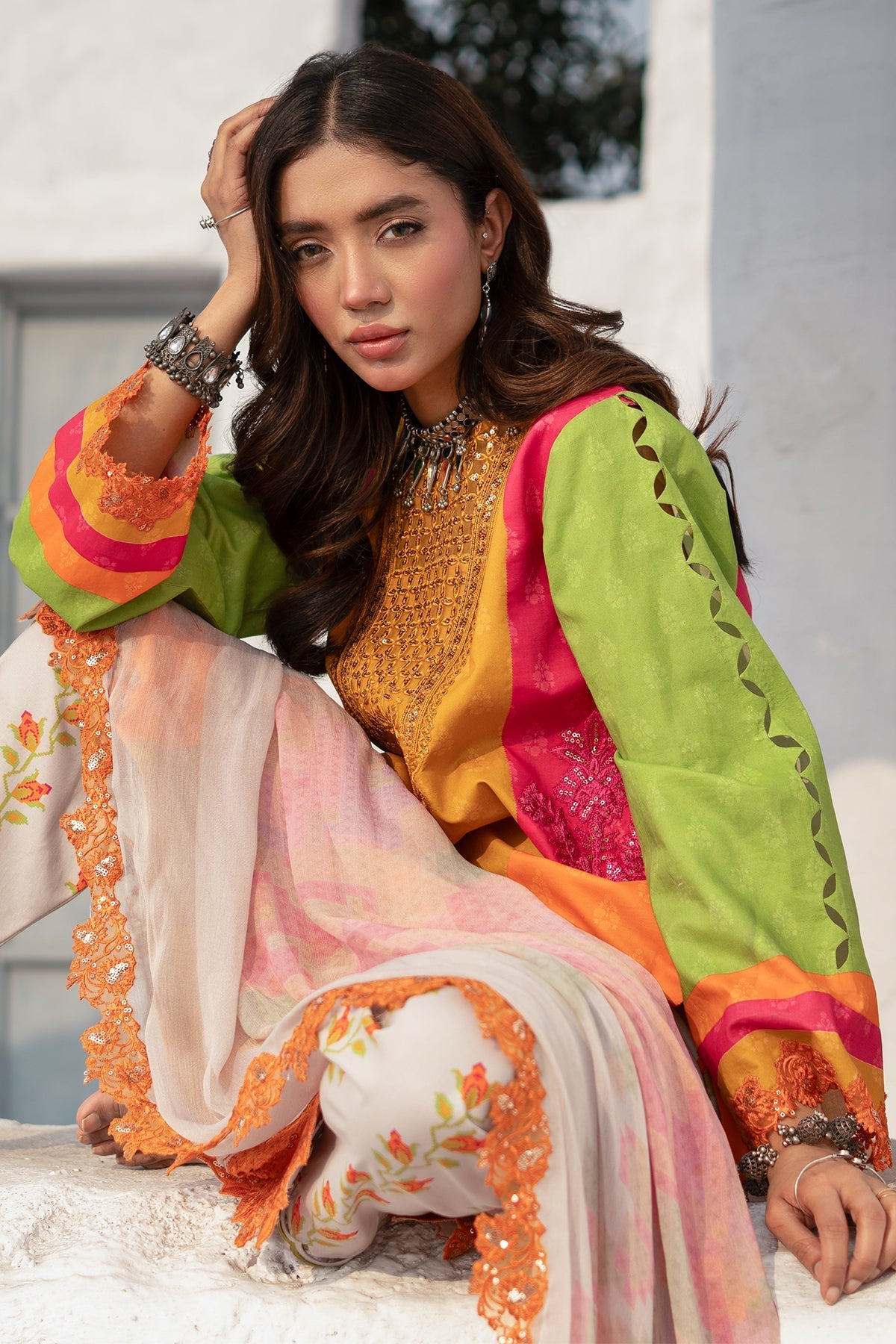 Charizma | Rangoli Lawn | CRO5-06