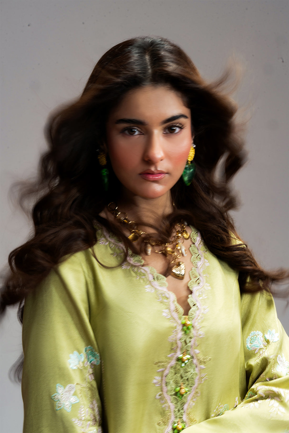 Nyra | Luxe Line Pret | Novira