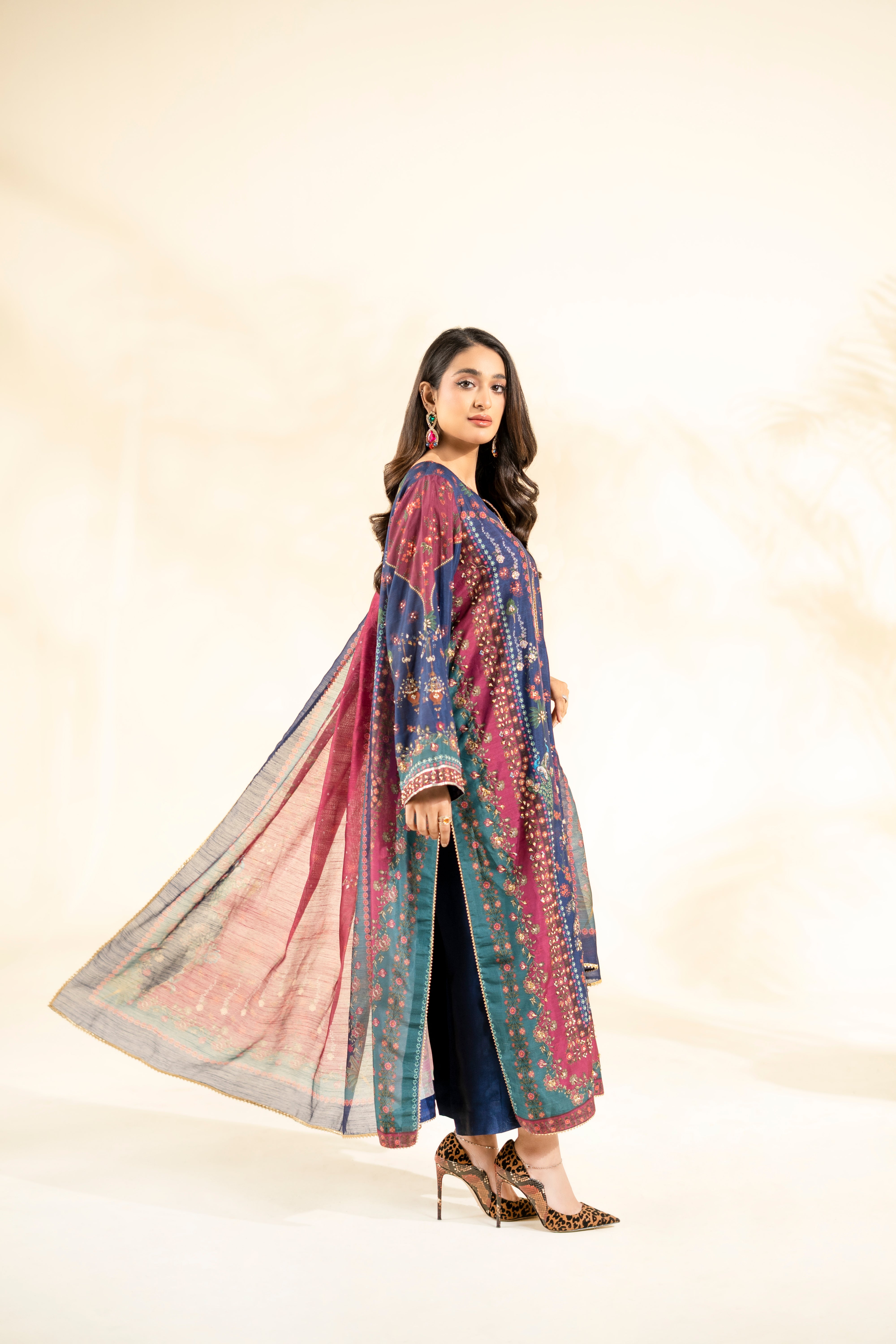 Faiza Faisal | Elara Luxury Pret | ROUGE NAVY