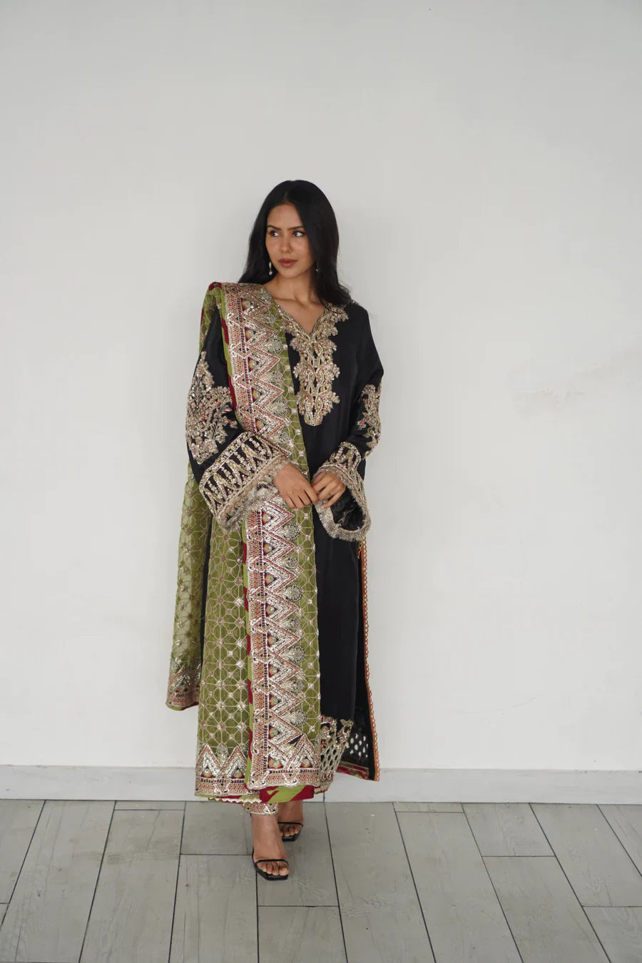 Maryum Hussain | Laani Luxury Pret | Sonam Bajwa