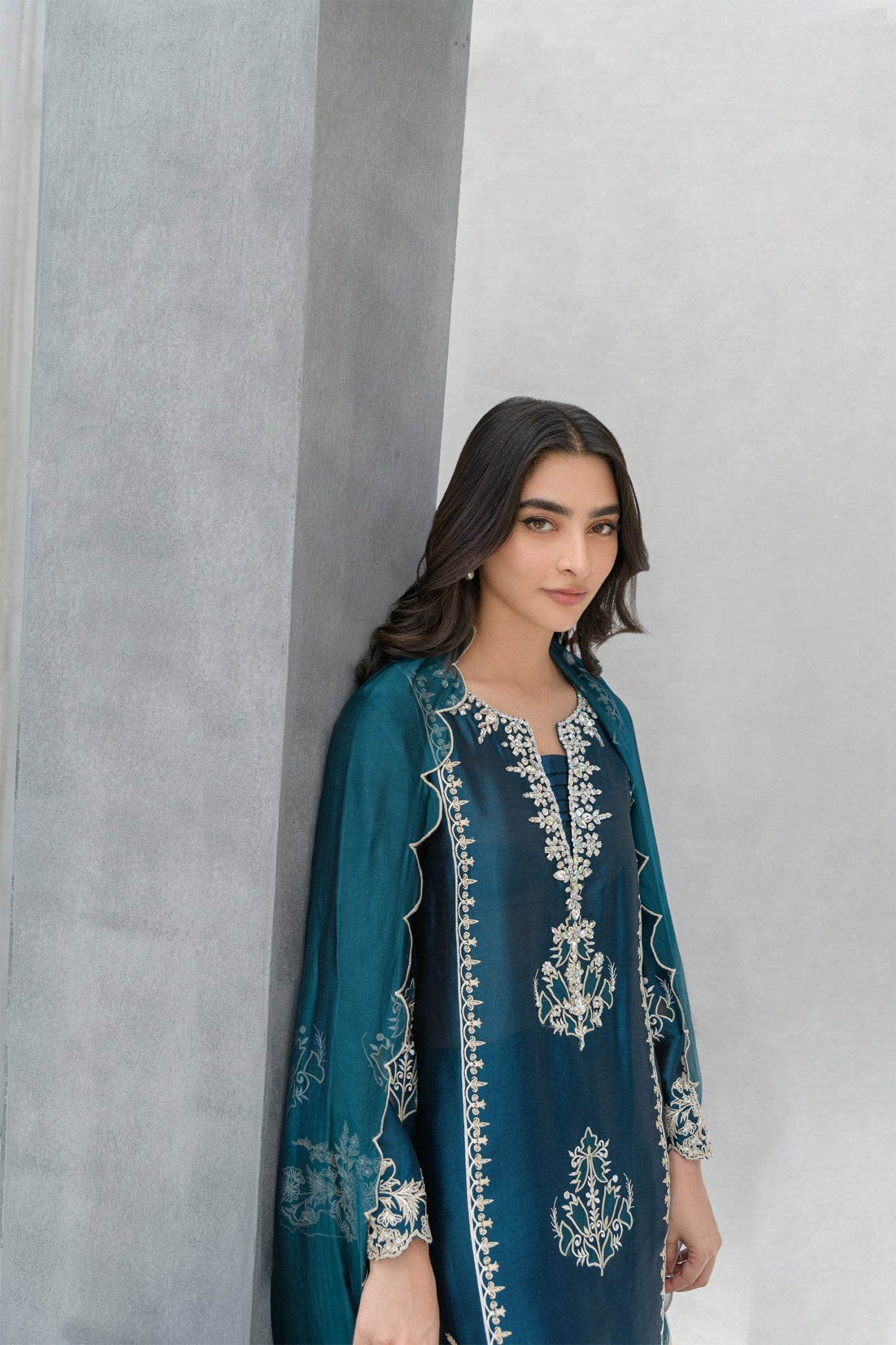Flairs Studio | Luxury Pret | Peacock