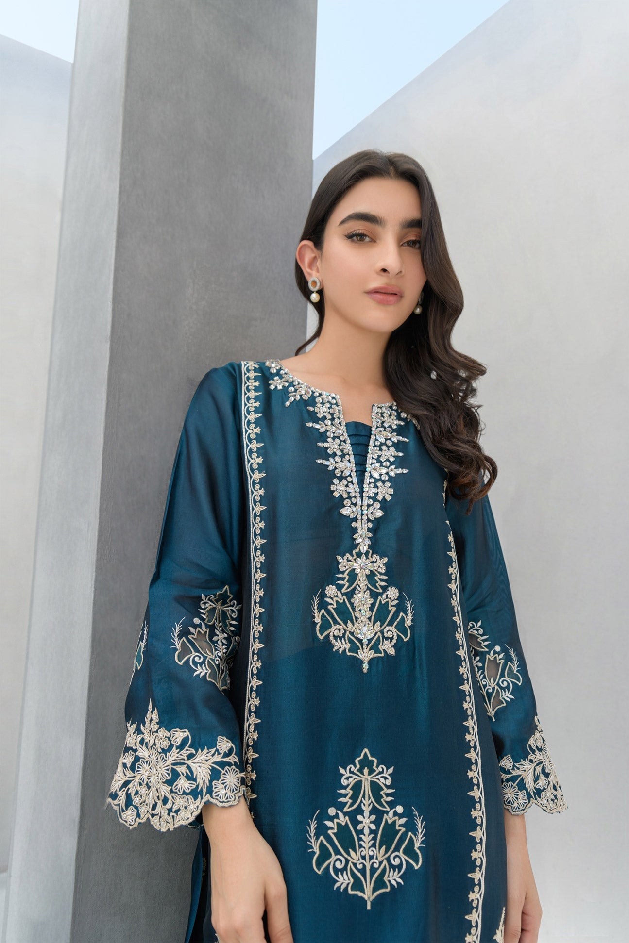 Flairs Studio | Luxury Pret | Peacock
