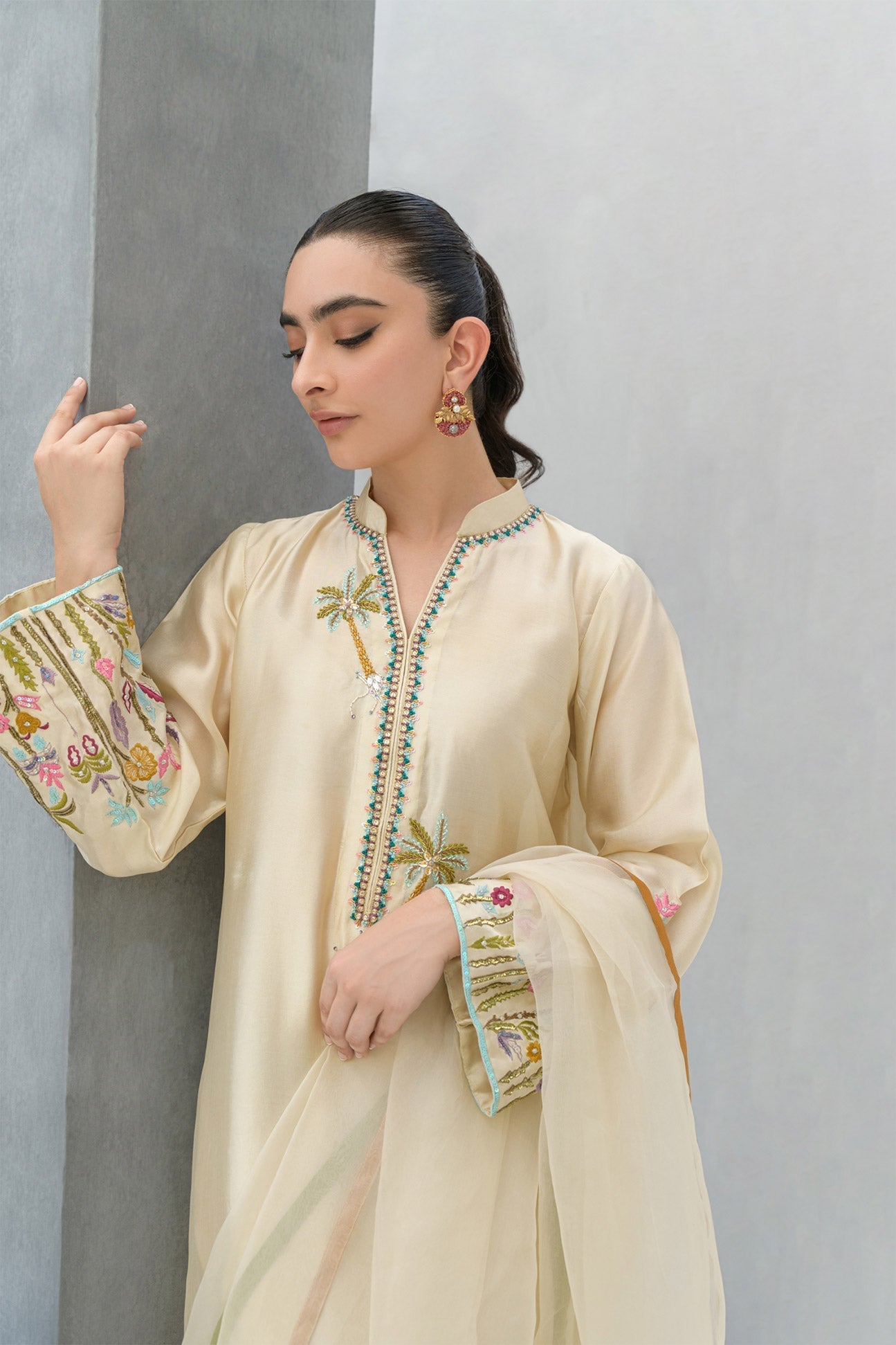 Flairs Studio | Luxury Pret | Pearl