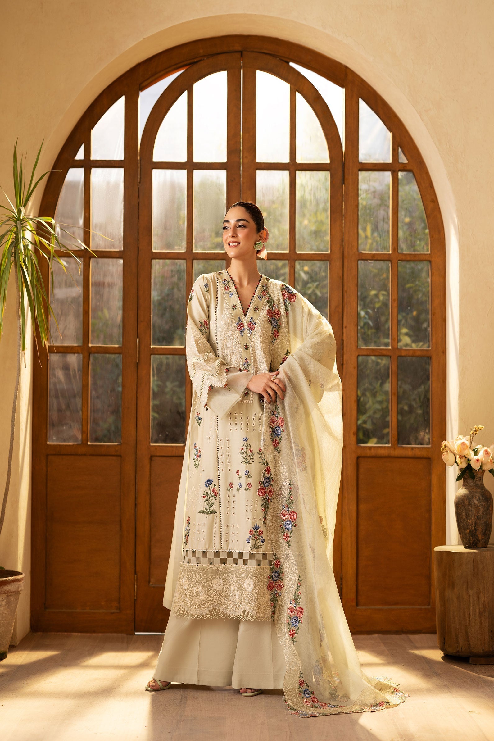 Maryam Hussain | Luxury Lawn 25 | Mint