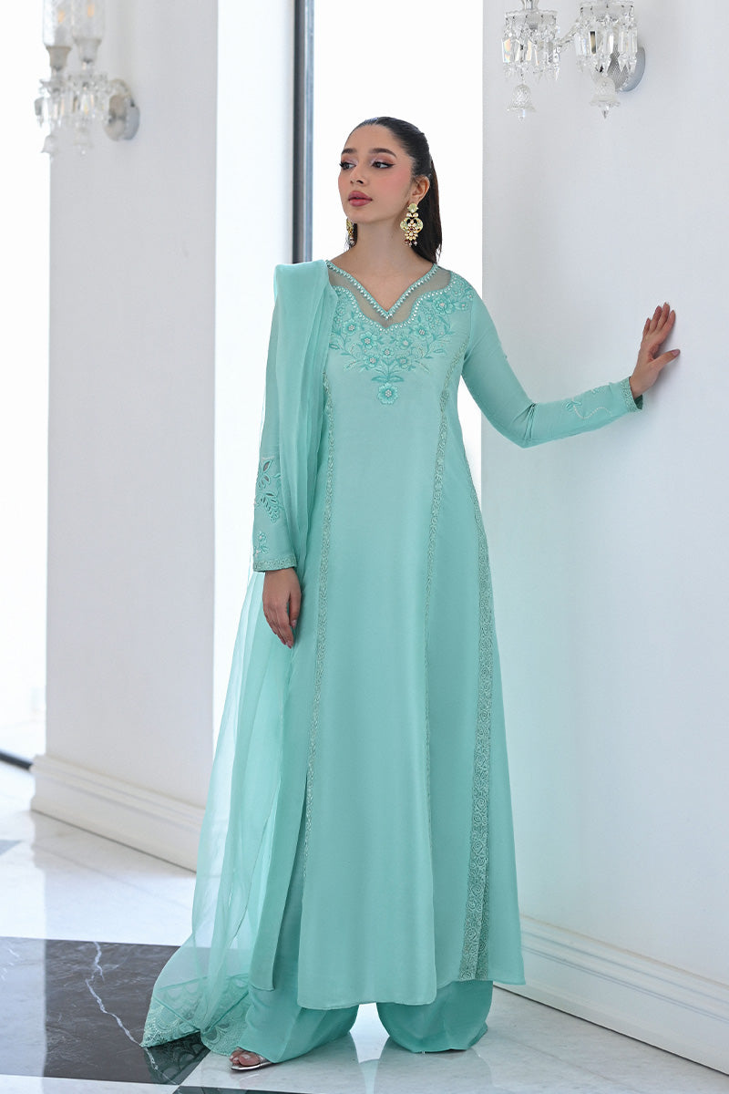 Mina Hasan | Signature Pret | Nyra