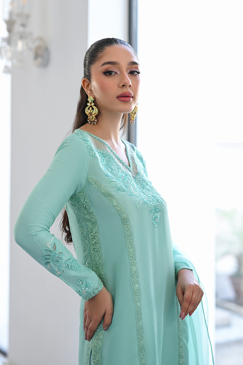 Mina Hasan | Signature Pret | Nyra