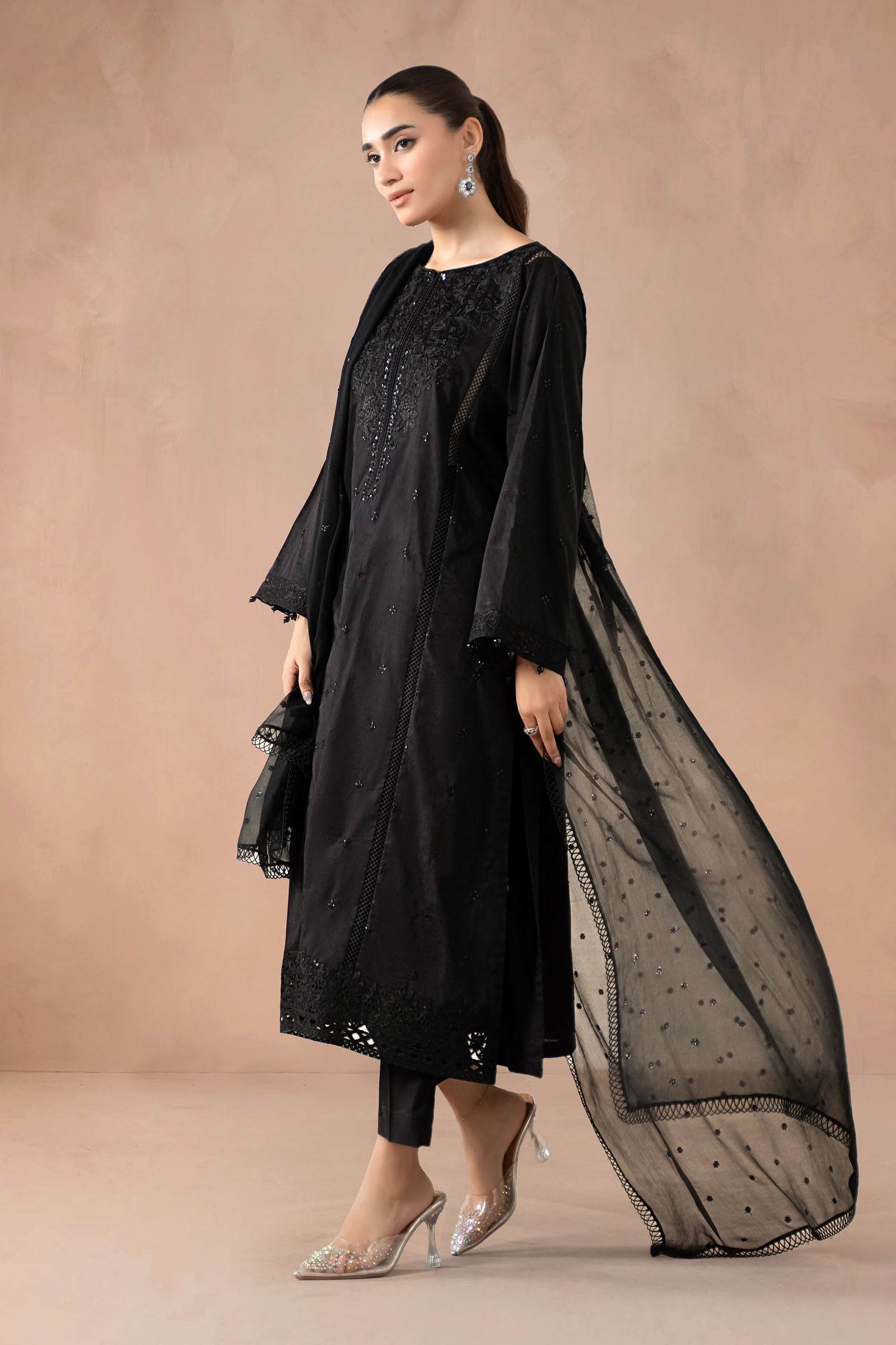 Maria B | Luxury Winter Pret 25 | DW-MN24-12R1-Black