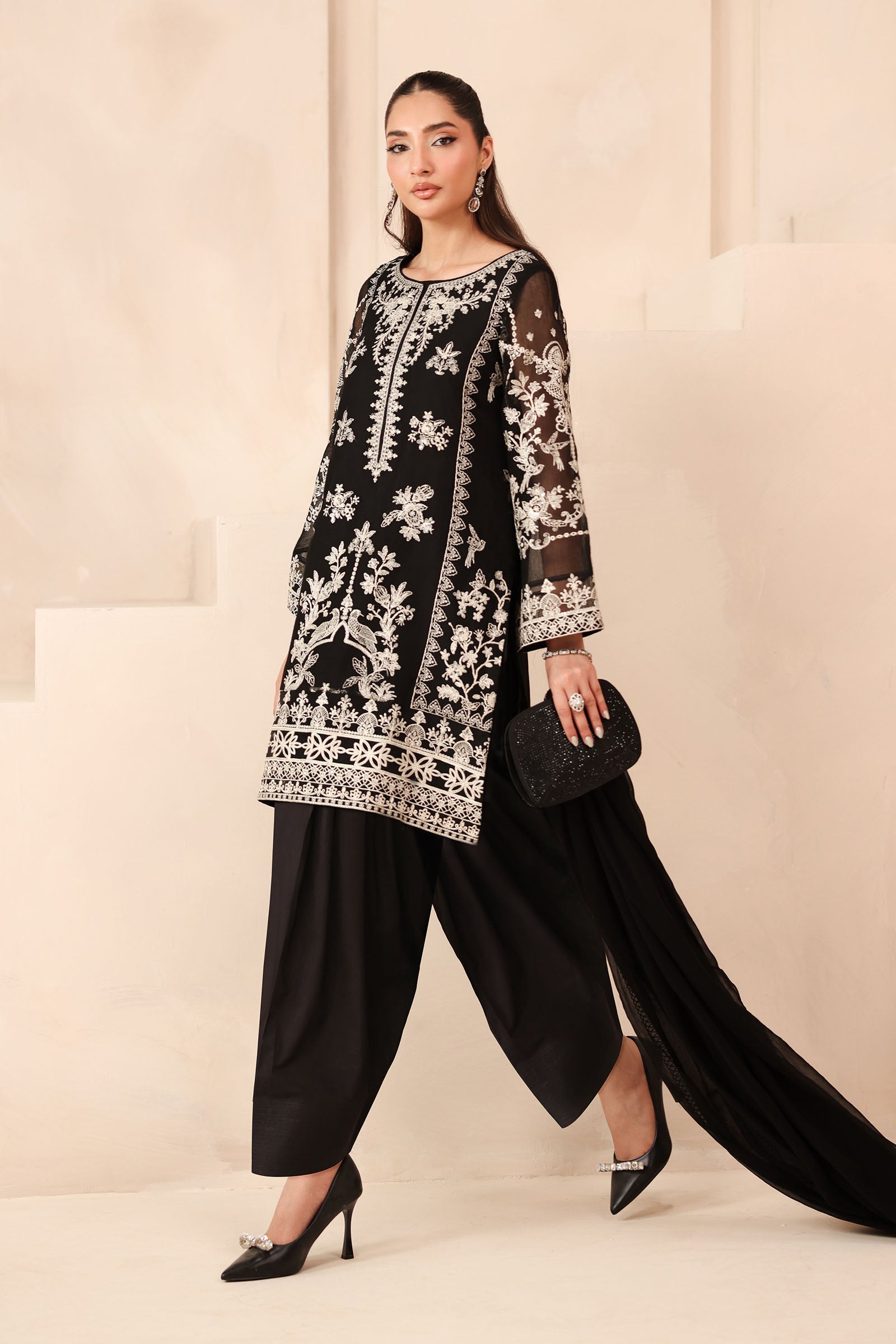 Maria B | Luxury Winter Pret 25 | DW-MN25-03-Black
