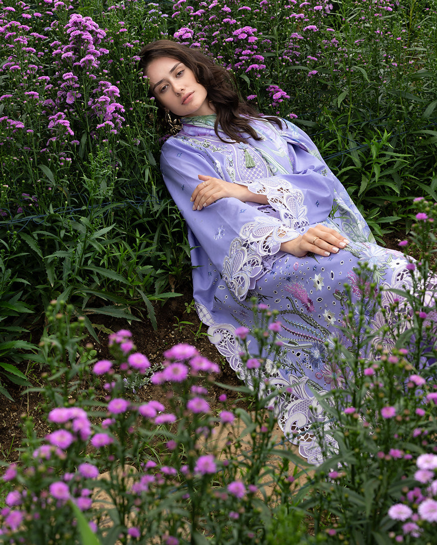 Mushq | The Secret Garden Lawn | Daisy Reverie