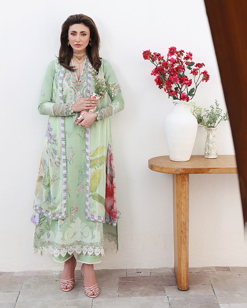 Roheenaz | Floral Reverie Luxury Lawn | Daydream Gleam