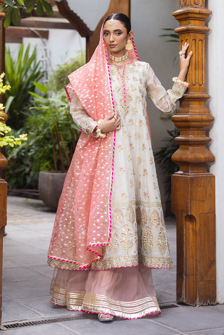 Deepak Perwani | Jaipur Heritage Wedding Wear | Ktd4111