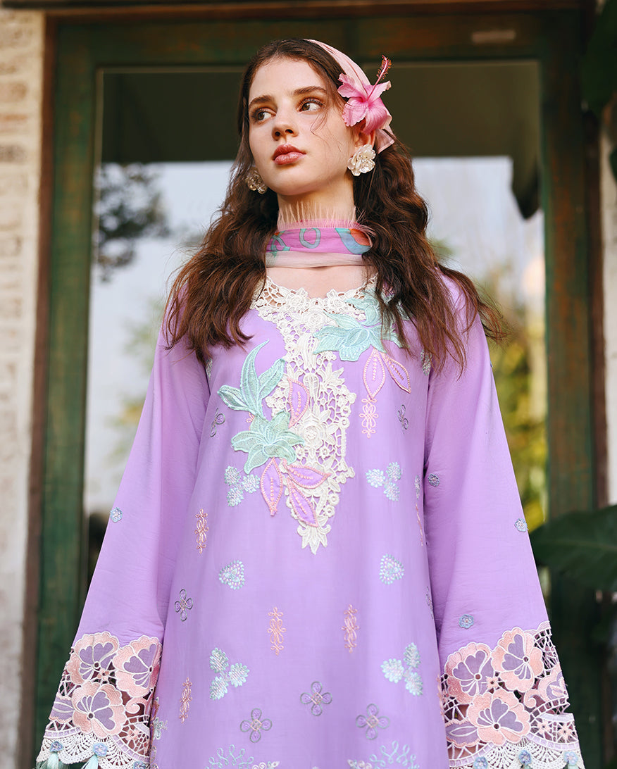 Mushq | The Secret Garden Lawn | Dewspell