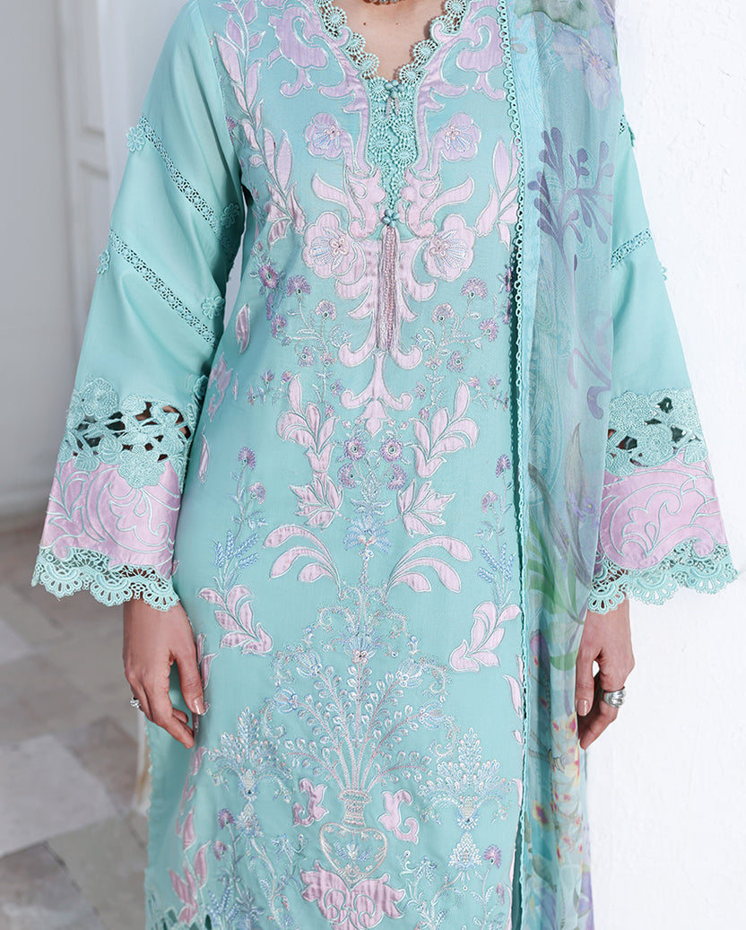Roheenaz | Floral Reverie Luxury Lawn | Dewy Mist