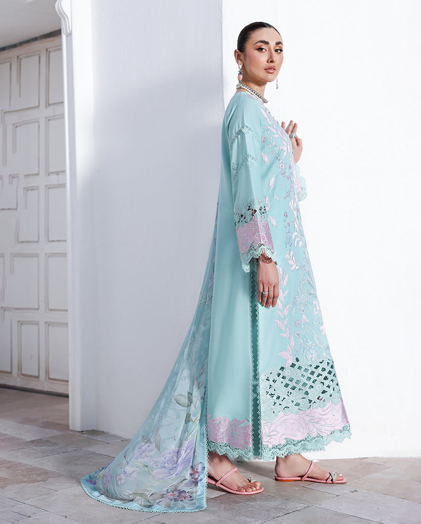 Roheenaz | Floral Reverie Luxury Lawn | Dewy Mist