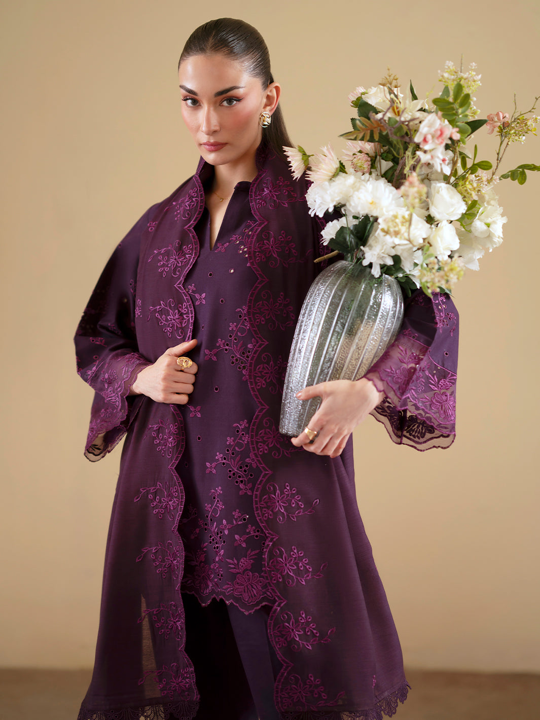 Mahnur | Ember Lawn 26 | EM-001
