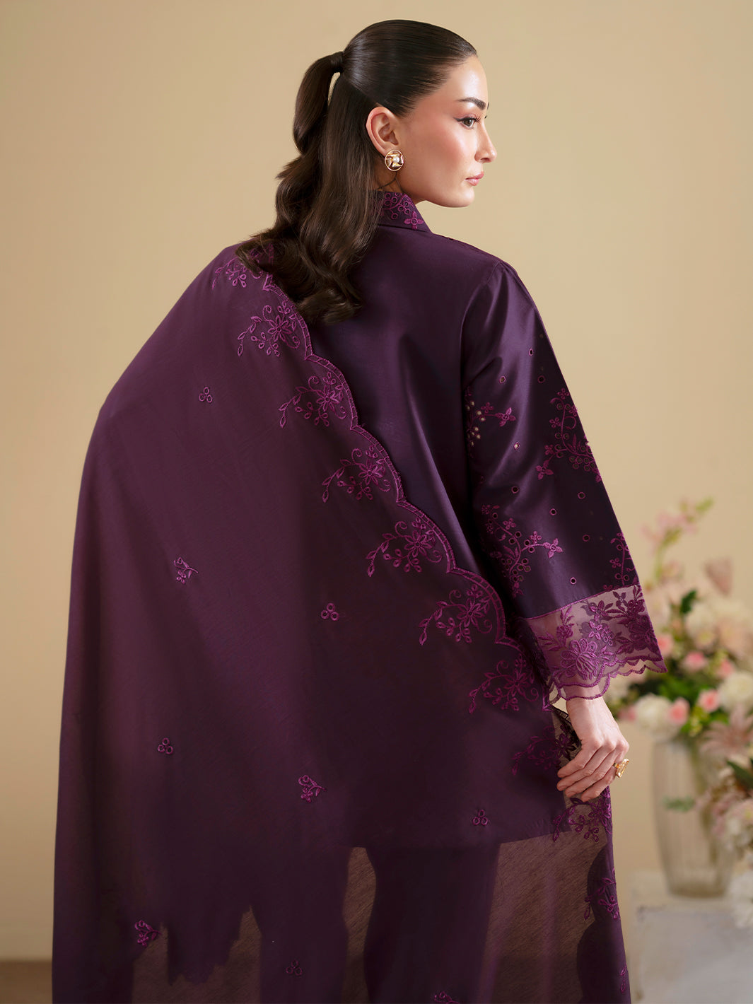 Mahnur | Ember Lawn 26 | EM-001