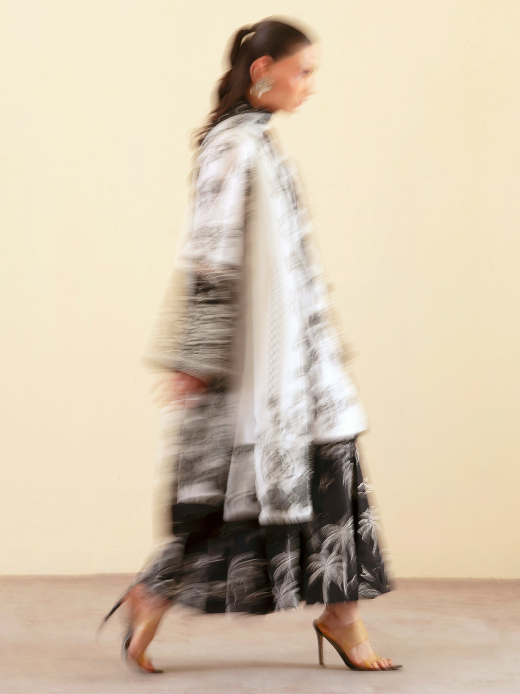 Mahnur | Ember Lawn 26 | EM-005
