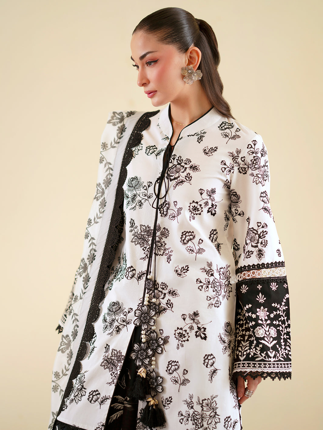Mahnur | Ember Lawn 26 | EM-005