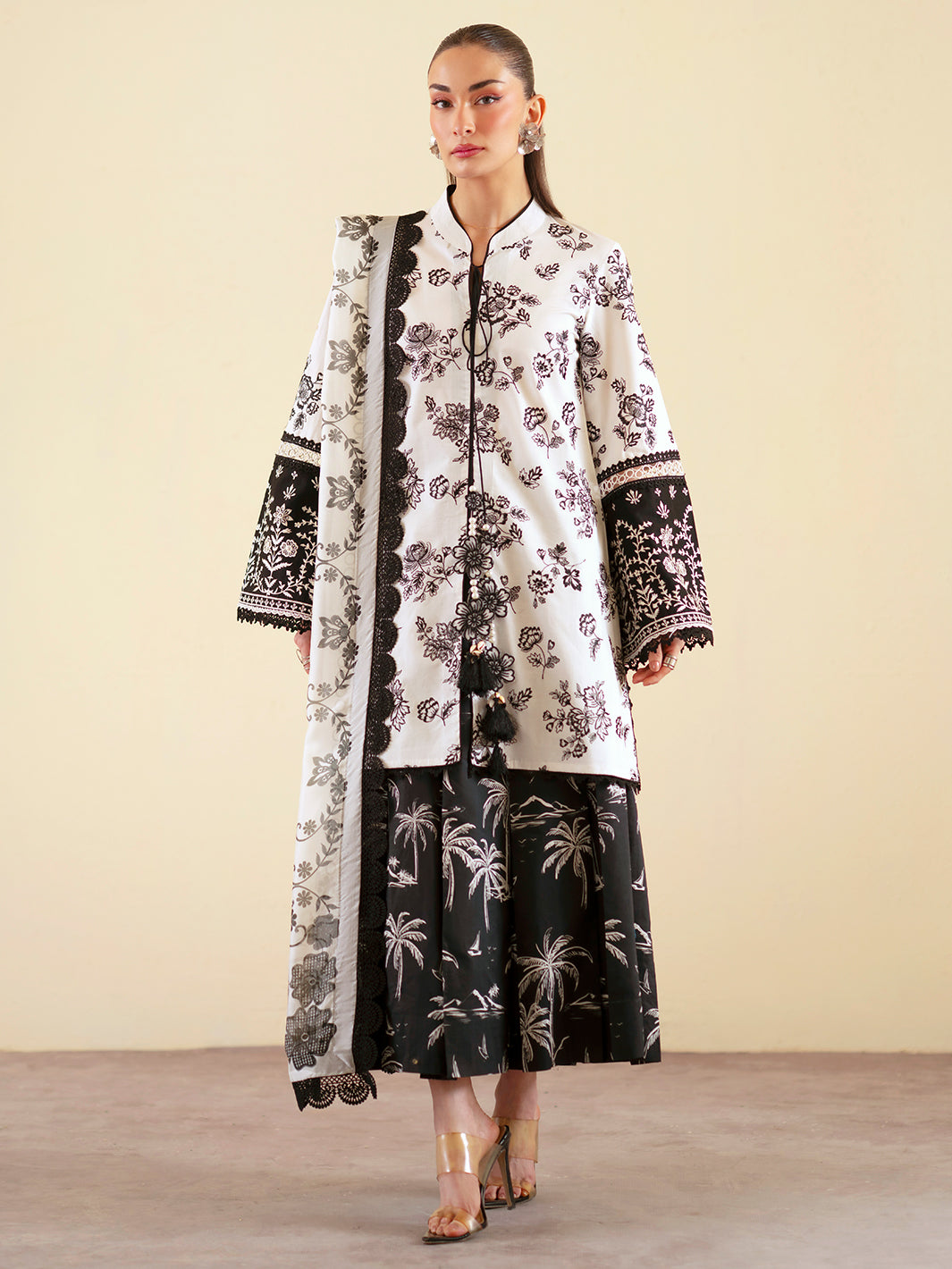 Mahnur | Ember Lawn 26 | EM-005