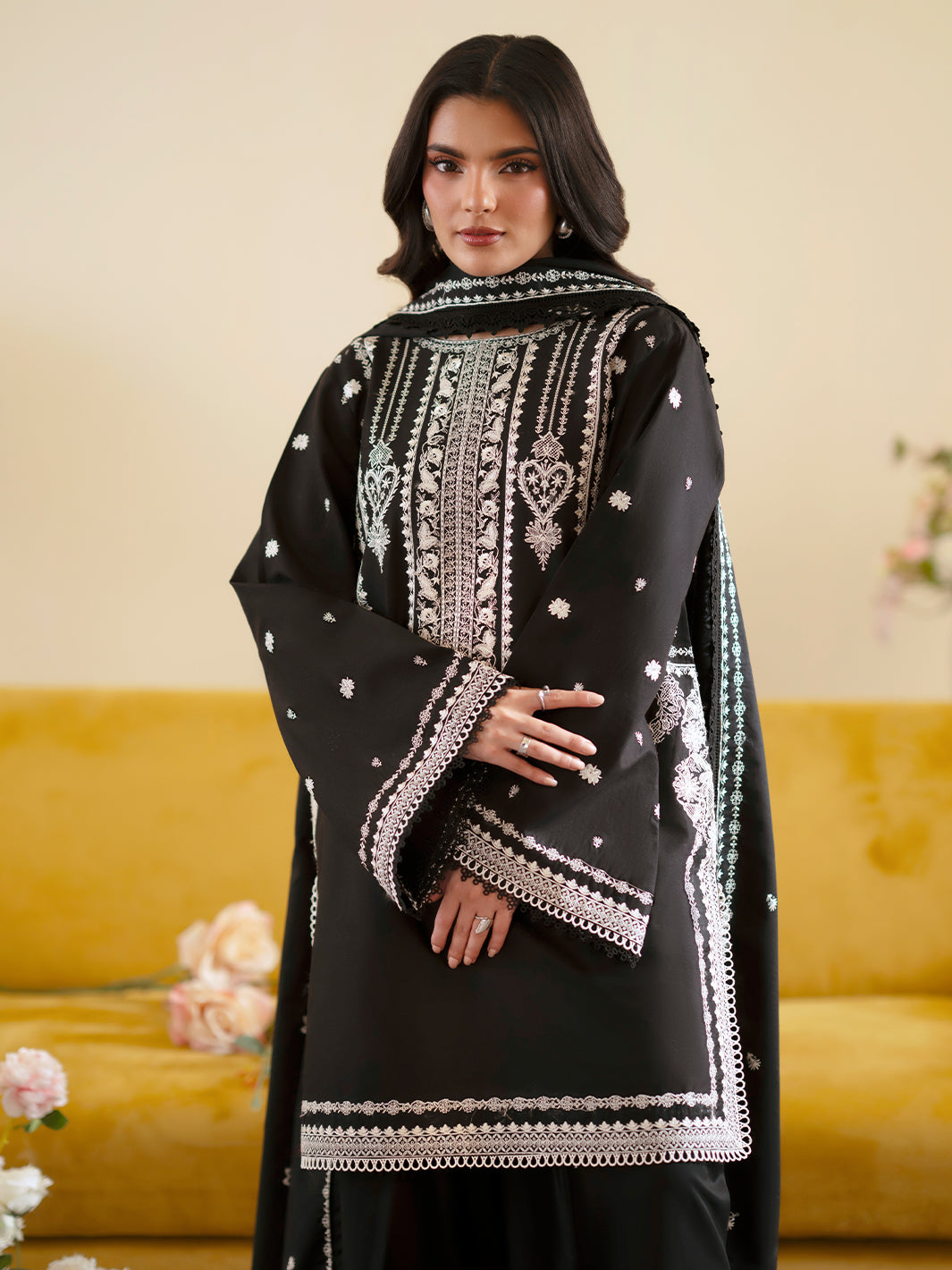Mahnur | Ember Lawn 26 | EM-006