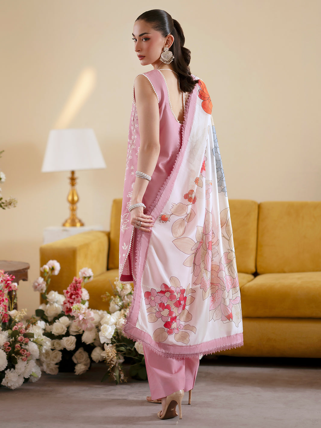 Mahnur | Ember Lawn 26 | EM-007