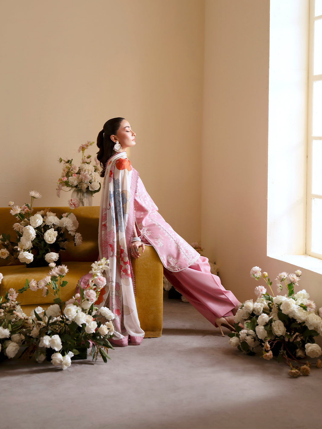 Mahnur | Ember Lawn 26 | EM-007