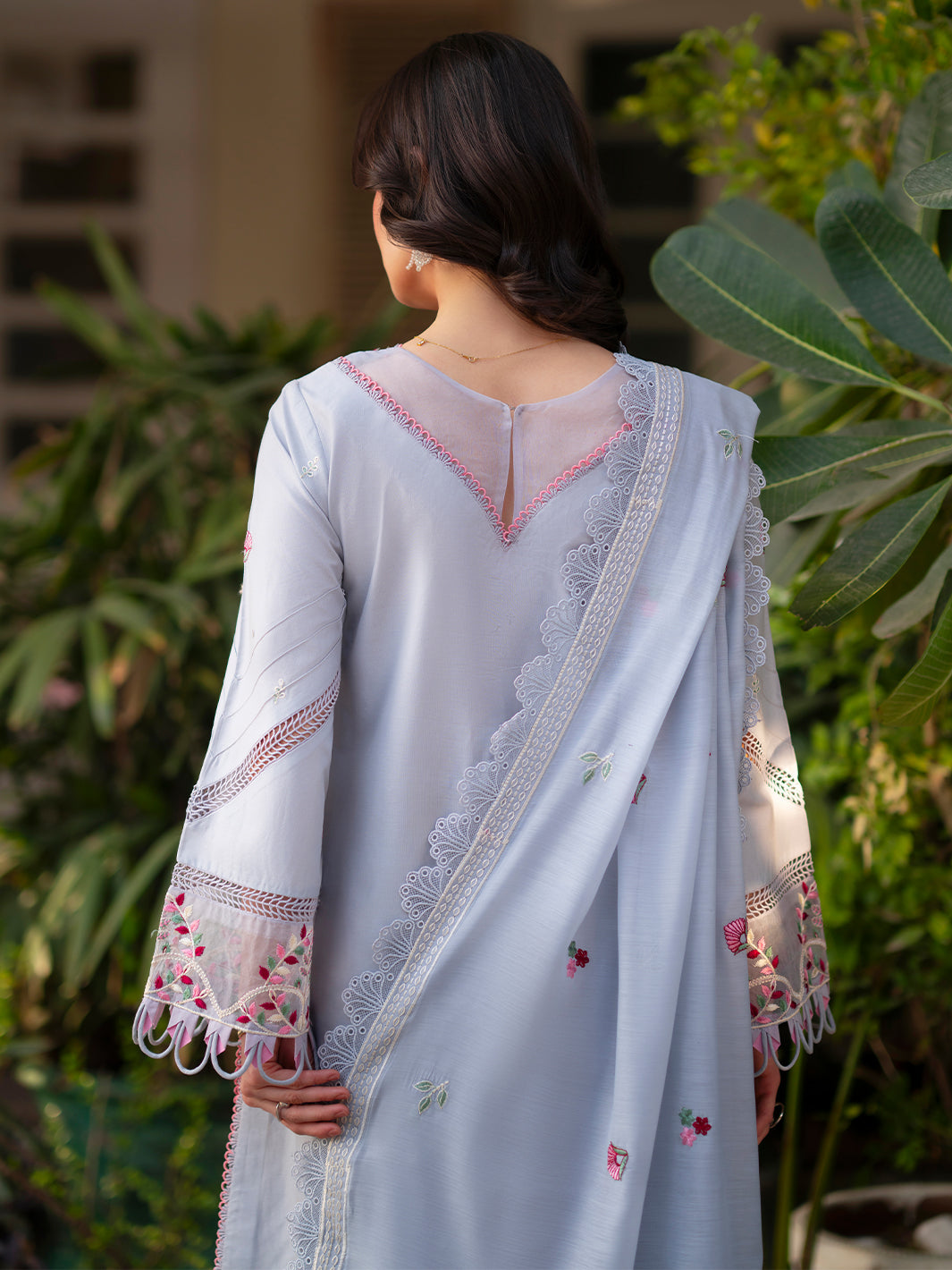 Mahnur | Ember Lawn 26 | EM-008