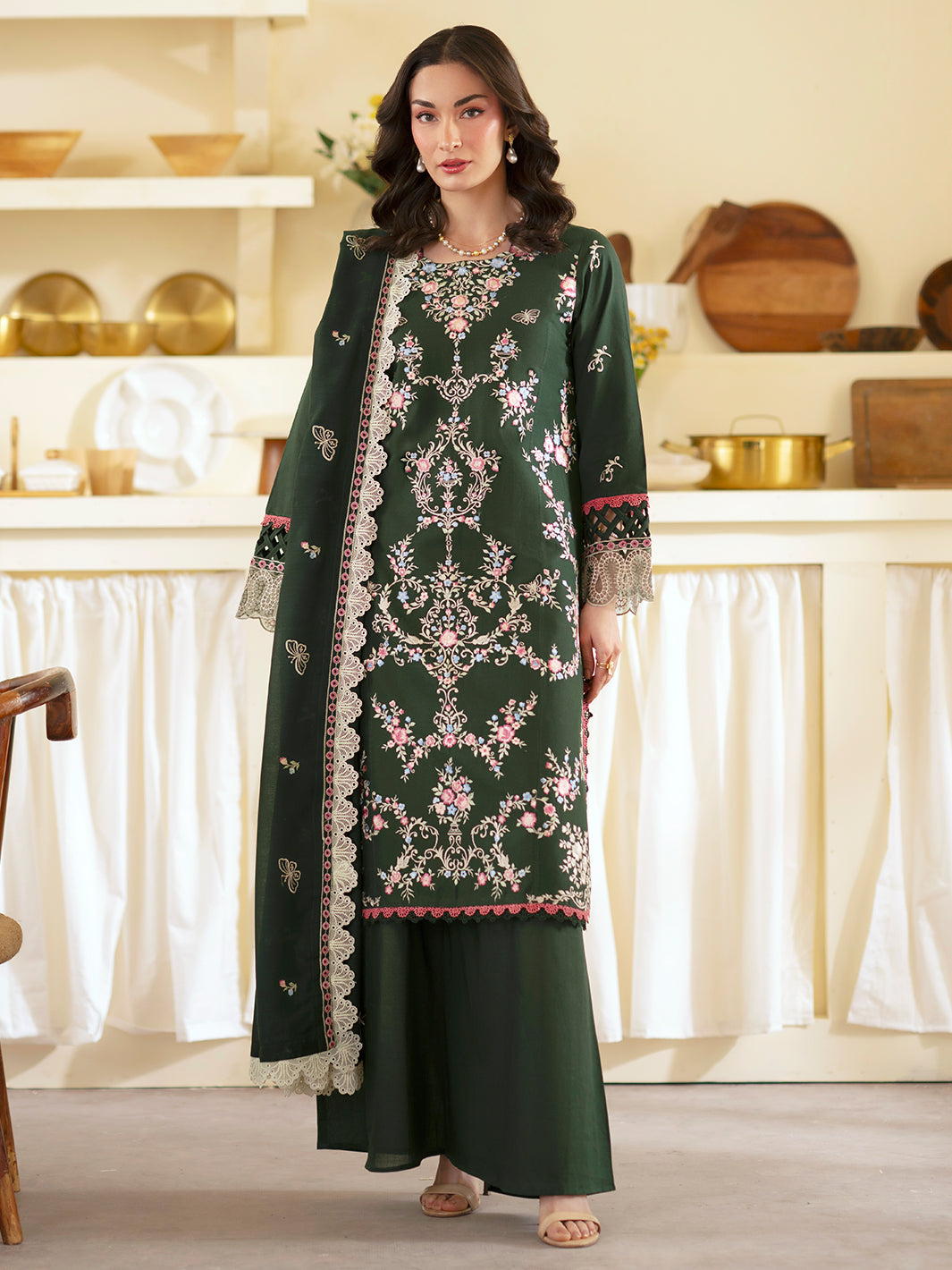 Mahnur | Ember Lawn 26 | EM-011